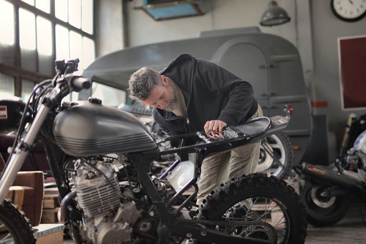 aprende a reparar motos estudios y habilidades necesarias