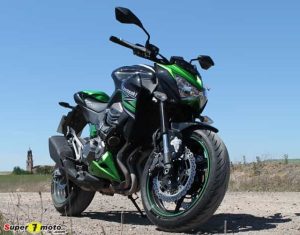 importancia de la z en kawasaki y sus motocicletas deportivas