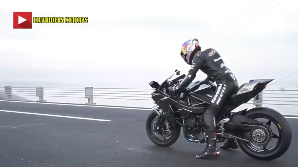 moto kawasaki h2r supera los 400 km h de velocidad